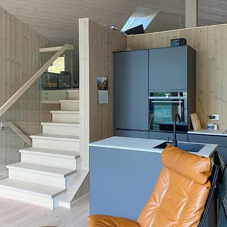 Feriehus 1 Bedroom Gorgeous Home In Straumgjerde *